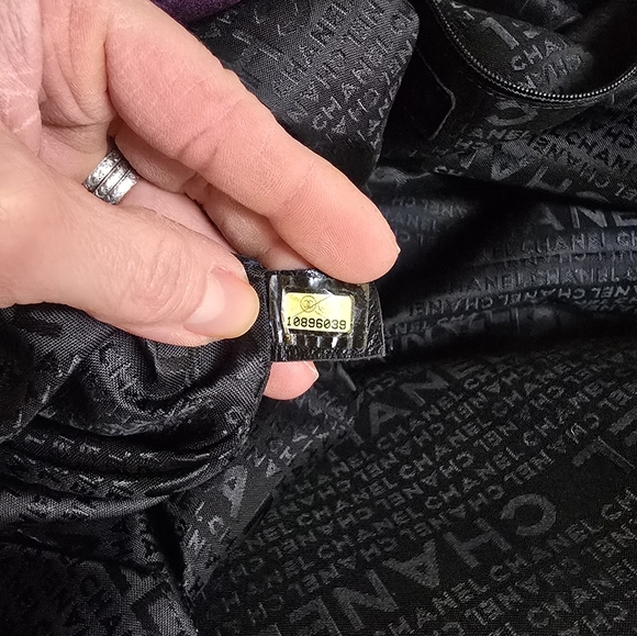 A Beautiful Coco Cabas Purple Satin Tote Bag! - Picture 4 of 16